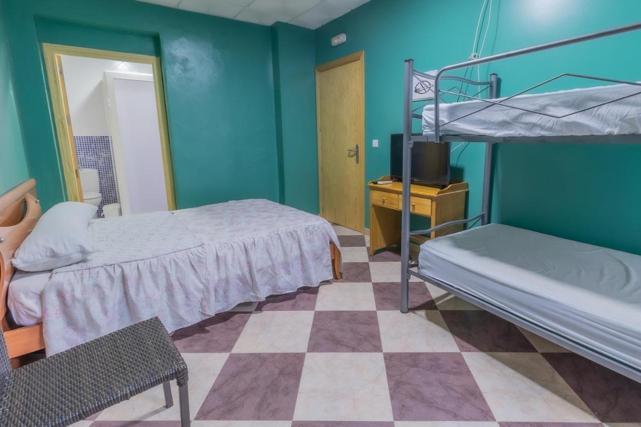 Albergue Rojo Plata Torremegía Dış mekan fotoğraf